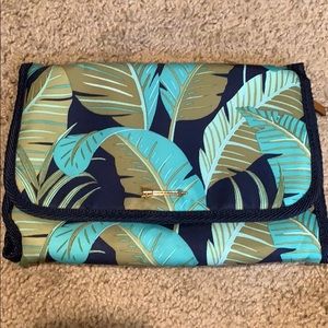 Stella & Dot Hang On Toiletry Cosmetic Bag